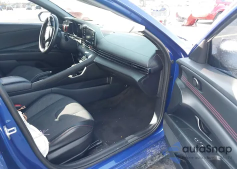 2022 Hyundai Elantra N Line z USA, uszkodzony, nr VIN KMHLR4AF0NU304003